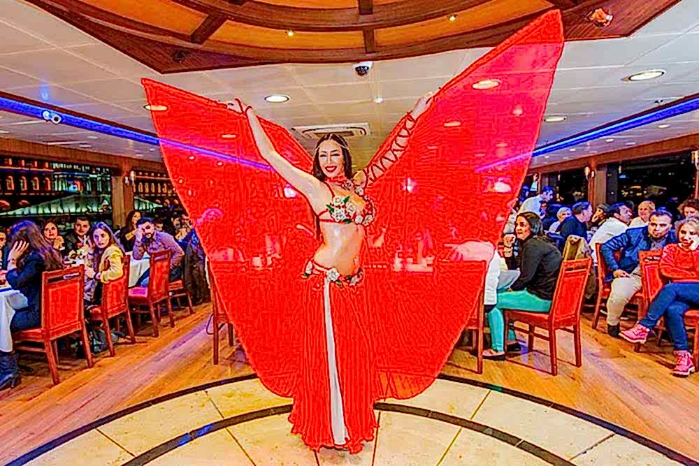 Boğazda Teknede Türk Gecesi: Unutulmaz Bir Deneyim