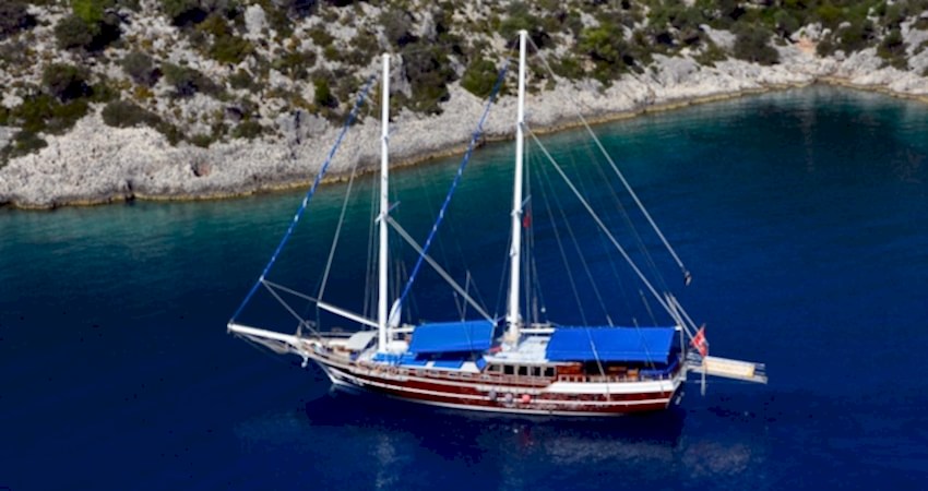 Mavi yolculuk sezonu başladı.. Marmaris'te yelkenler fora!